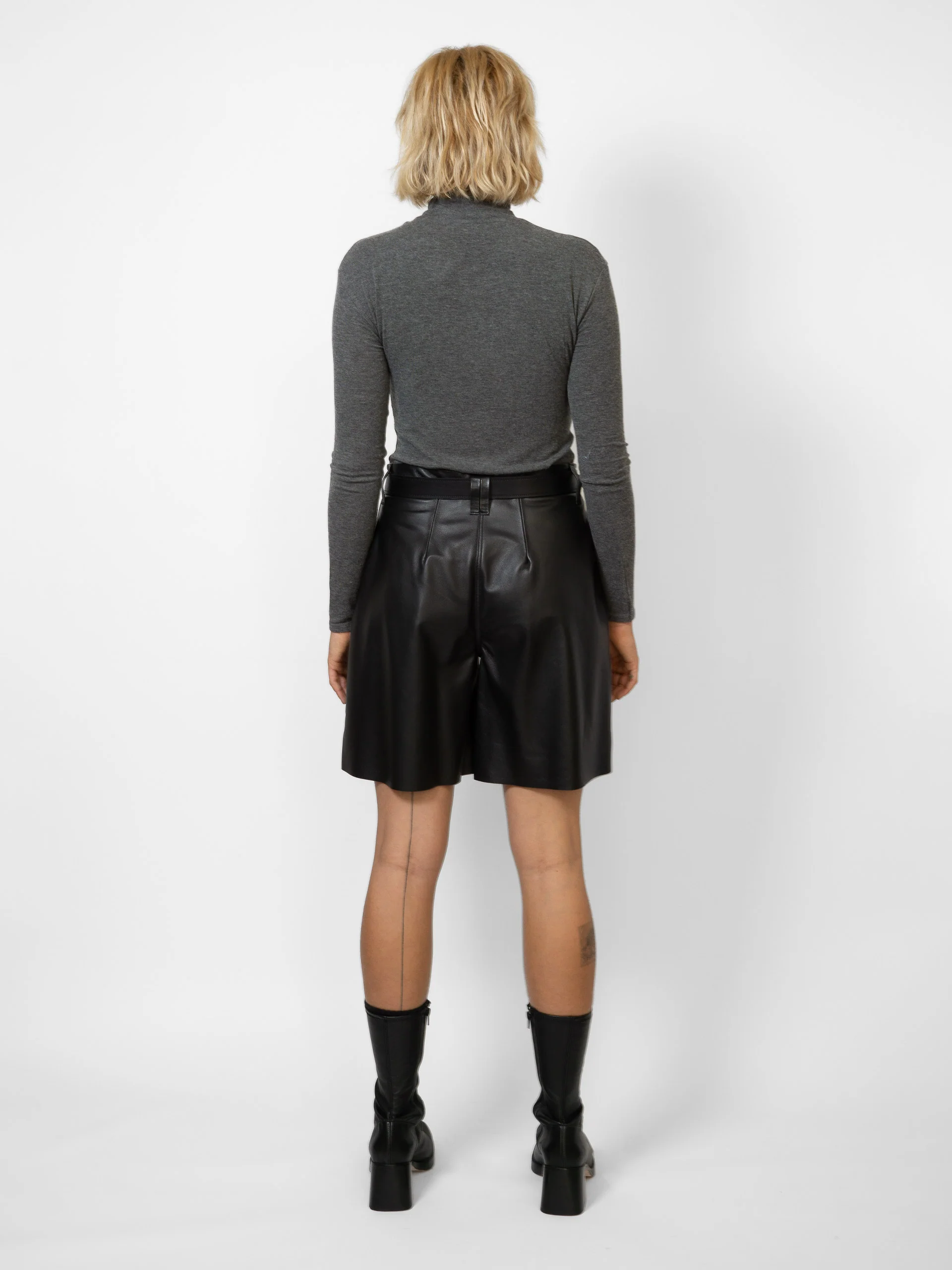 BRUVEL Milou Leather Shorts Black - Image 4