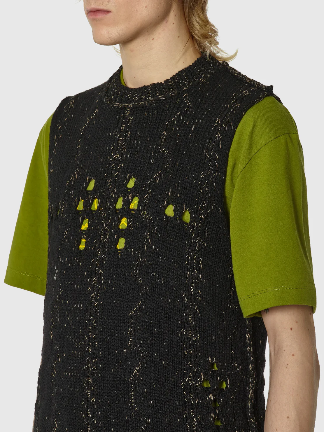 ROA Cable Roundneck Vest Black - Image 5