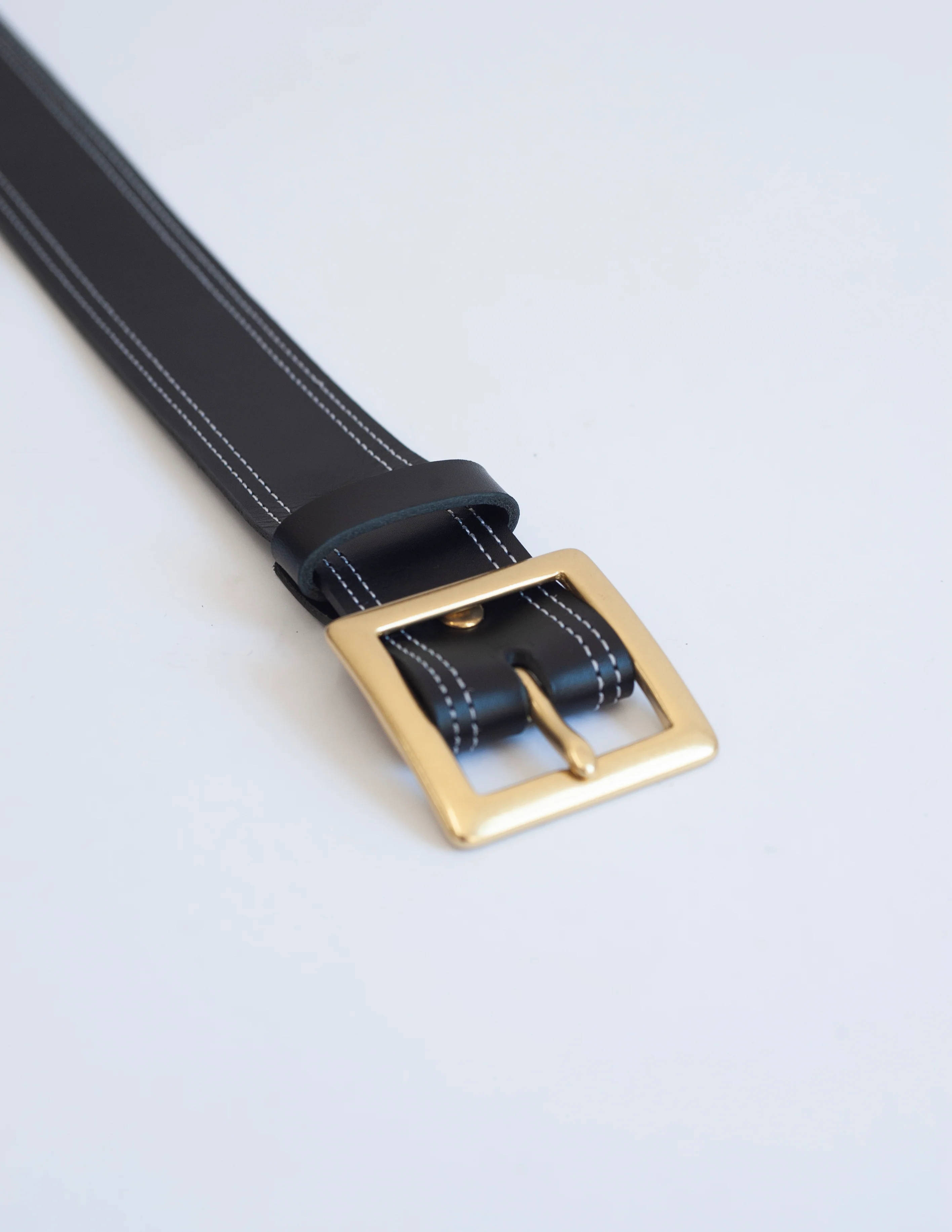 The Lair Daisy White Stitch Belt - Image 9