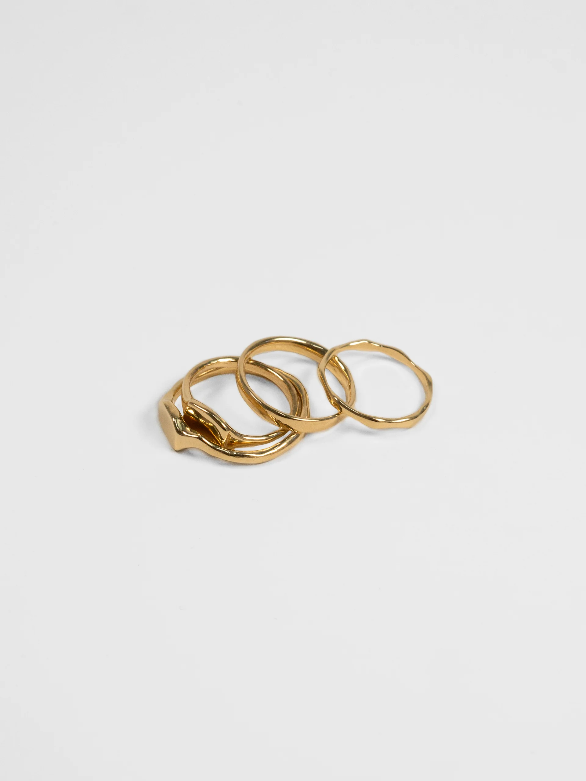 The Lair Jewellery Eien Band 9ct Yellow Gold - Image 3