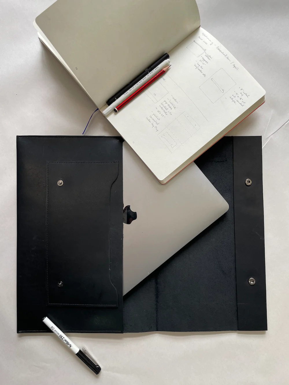 The Lair Novus Laptop Case Black 13" - Image 5